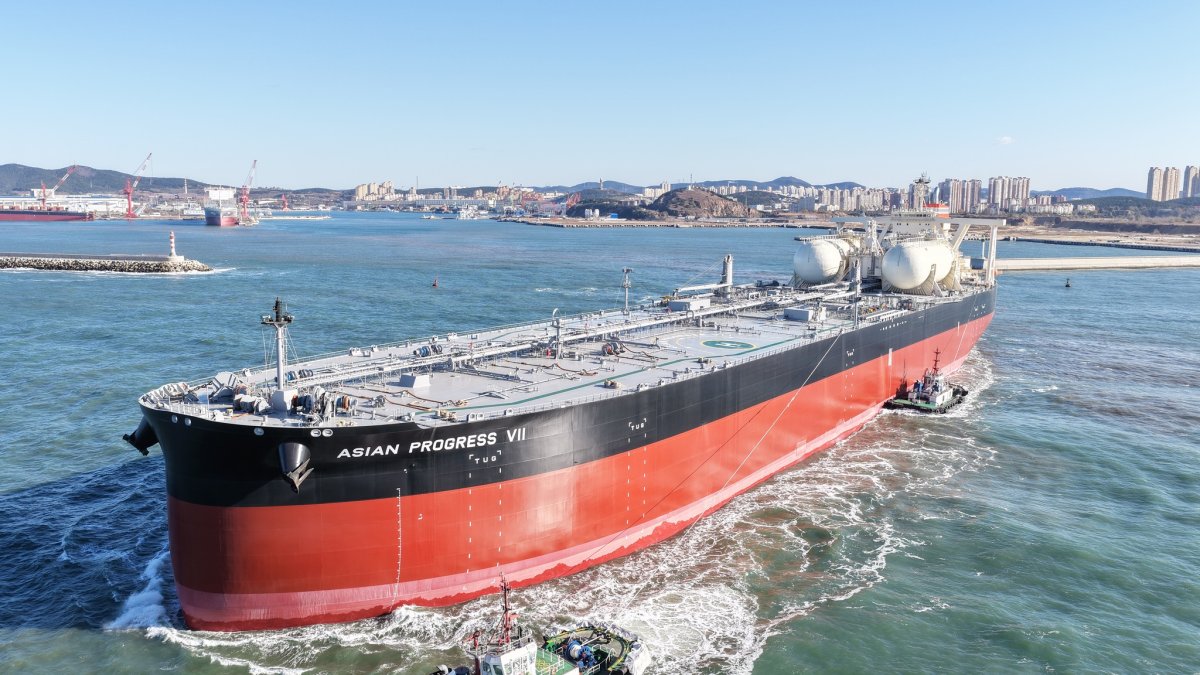 Oman Açıklarında Gemi Saldırısına Rağmen Petrol Fiyatları Geriledi