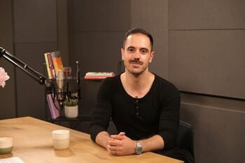 Kosta Karakashyan, 'Kültürel Mesai' Podcastinin İkinci Bölümünün Özel Konuğu Oldu