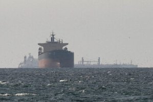 Ukrayna, Karadeniz'de Rus Gölge Filosuna Ait Tankeri Vurdu