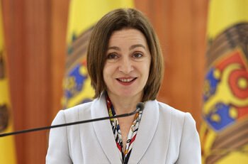 Romanya Parlamentosu'ndan Moldova ile Birleşme Adımı