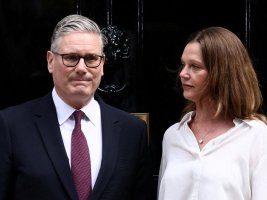 Bir Aylık Gecikmenin Ardından Keir Starmer İstifa Etti