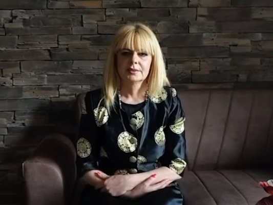 Desislava Donçeva'dan KMG'ye Röportaj