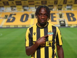 Botev (Plovdiv), Benfica'dan Sol Bek Aldı