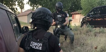 Bulgaristan İçişleri Bakanlığı Göçmen Kaçakçılığı Yapan Suç Çetesini Çökertti