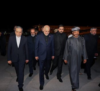 ABD İran'a Yönelik Yaptırımları 60 Günlüğüne Kaldırdı