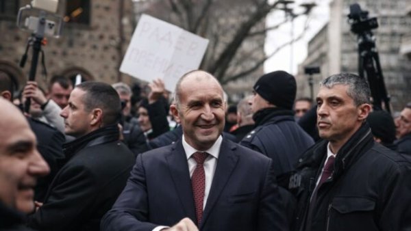 Bulgaristan'ın Gelecek Seçimleri Şimdiden Siyasi Manzarayı Yeniden Şekillendiriyor