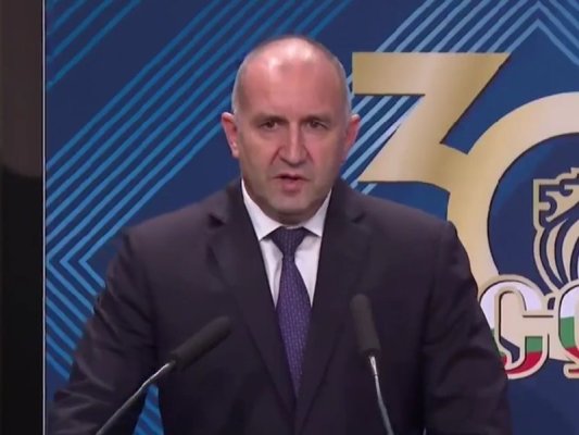 Radev: Zayıf Bölgelerimiz Varsa Güçlü ve Modern Bir Devlete Sahip Olamayız