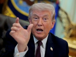Trump, Latin Amerikalılarla Çevrili Futbol Takımında Bir Sezon Oynadı