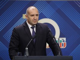 Radev Brüksel'de Rusya'ya Yaptırımlara Vetoyu Duyurdu: Biz Bir Ortodoks Aileyiz (Güncellendi)
