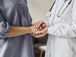 "NHIF Senin İçin" 2 Yaşında: Bilgili Hasta Sağlık Harcamalarının Kontrolünde