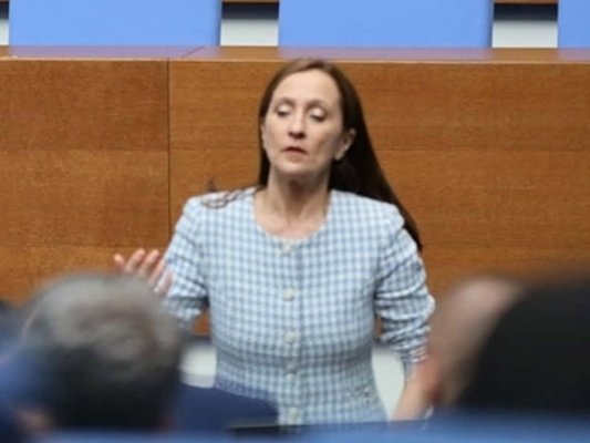 Hukuk Komisyonu Karar Verdi: VSS'ye Yalnızca Milletvekilleri Aday Gösterecek, Organ Sürekli Faaliyette Kalacak