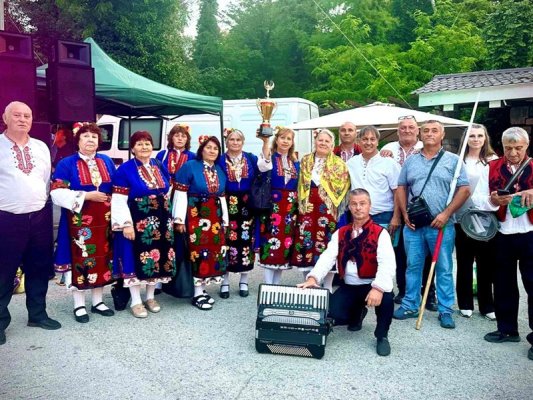 Katuntsi Köyü Dansçıları, 'Ihlamurlar Altında' Festivalinde Rusçuk Belediye Başkanı Ödülü'nü Kazandı