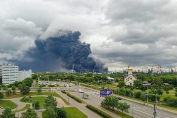Moskova Yakınlarına 'Petrol Yağmuru' Düştü, Z-Blogcular Ukrayna Saldırısı Videoları İçin Hapis Cezası İstedi