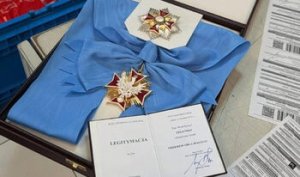 Zelenski, Polonya'nın En Yüksek Nişanını Postayla İade Etti, İki Cumhurbaşkanı Daha Onu Takip Etti