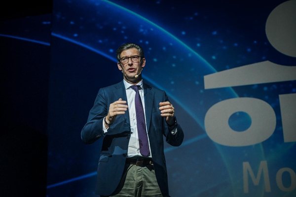 Christoph De Mil Open Demo Day