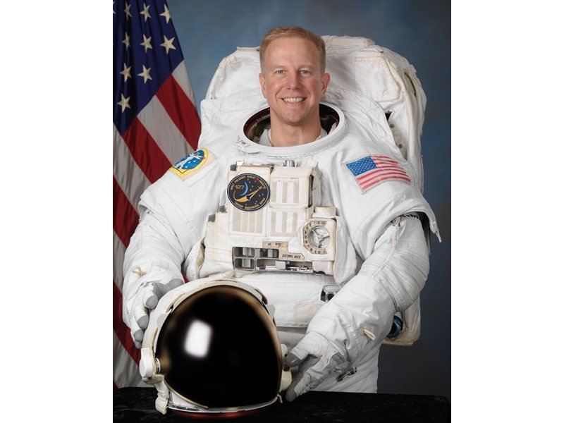 NASA Astronotu Çocuklara ve Gençlere Uzay Maceralarını Anlatacak