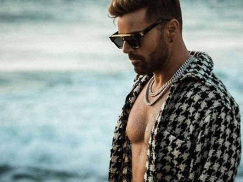 Ricky Martin, İstanbul Konseri İçin Kişisel Oksijen Kapsülü Talep Ediyor