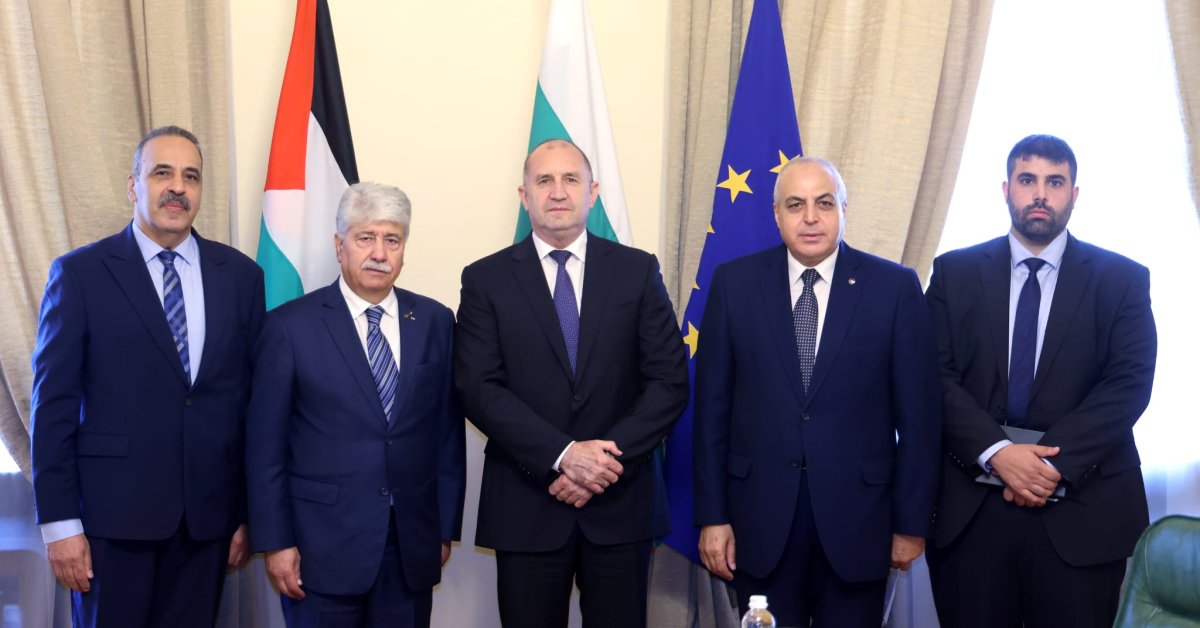 Radev, Filistin Devlet Başkanı'nın Özel Temsilcisi Macdalani ile Görüştü