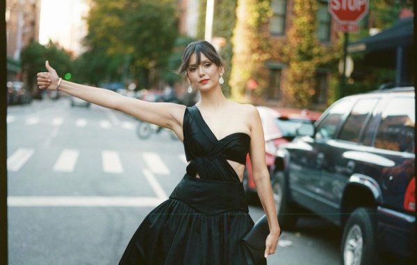 Nina Dobrev'in Yeni Aşkı Belli Oldu