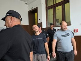 Plovdiv Yakınlarındaki Uyuşturucu Laboratuvarının Babası ve Oğlu Tutuklu Kaldı