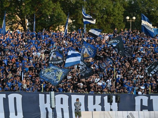 Velazquez, Levski'nin En İyi Orta Sahasını Universitatea Karşısında Yedek Bıraktı (Kadrolar)