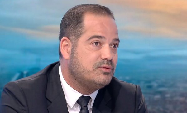 Kalin Stoyanov'dan Demerdzhiev'e 411 Gayrimenkul Tepkisi: 'Bir İnsan 126 Yıl Çalışsa Alamaz'