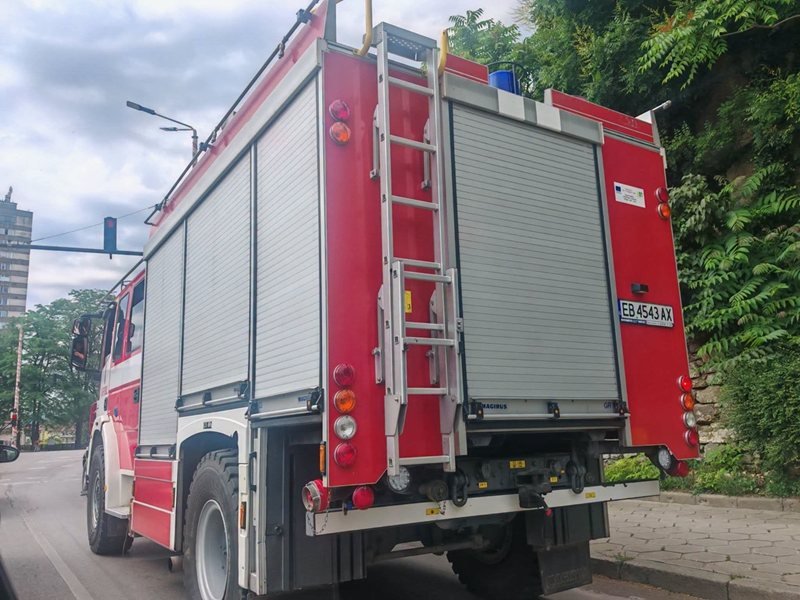 Gabrovo'da Fırtına: 12 Ağaç Devrildi, İtfaiye Seferber Oldu