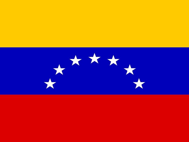 Venezuela'da Depremzede Çocuklar İçin 330 Kiloluk Dev Pasta Yapıldı