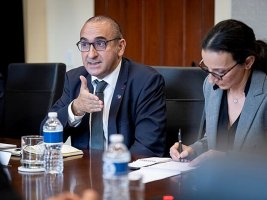 Paris'in Sarcelles Banliyösünde Şüpheli Araç Nedeniyle 300 Kişi Tahliye Edildi