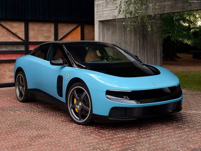 Ferrari'nin İlk Elektrikli Aracı Luce İki Ayda Tükendi