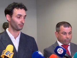 Sofya'da Sarhoş Şoför 2 Arabayı Yıkadı