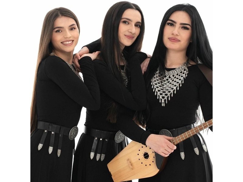 Gürcü Müzik Grubu Trio Mandili, Bulgaristan'da Dört Konser Verecek