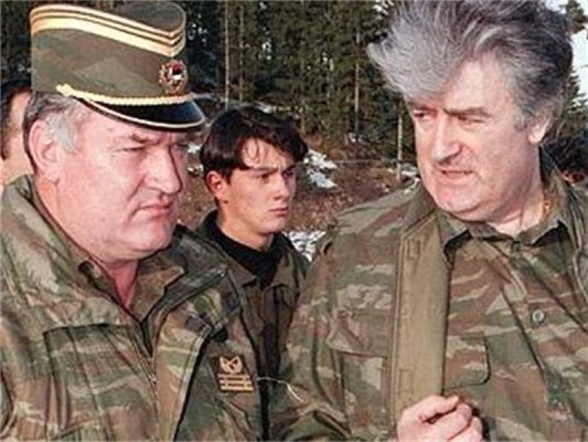 Lahey'de Müebbet Hapis Cezasına Çarptırılan Ratko Mladiç'in Sağlık Durumu İyileşiyor, Hatta Satranç Oynuyor