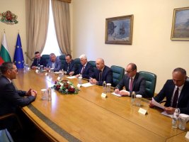 Başbakan Radev, Axon ile Savunmada Yüksek Teknoloji Üretimi İçin Görüştü