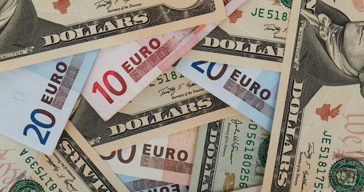 Euronun Sakin Seyri Doların Ardındaki Büyük Gerilimi Gizliyor