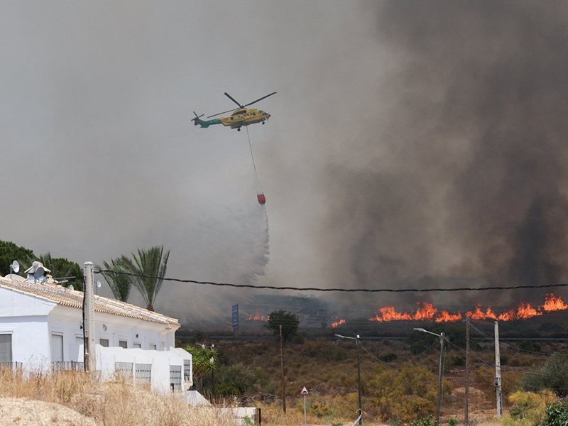 İspanya'da Yangın Felaketi: 12 Ölü, 19 Kayıp
