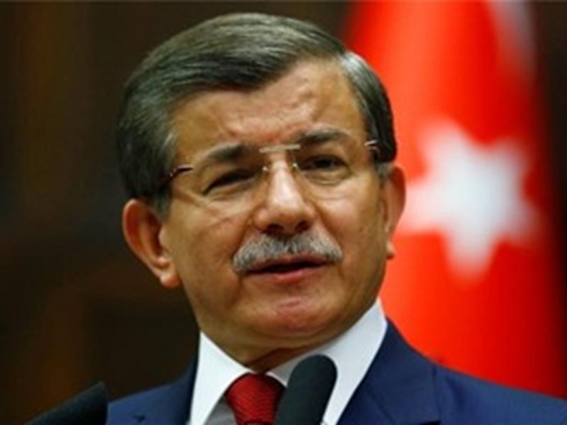 Eski Türk Başbakanı Ahmet Davutoğlu Partisi Gelecek Partisi'ni Lağvetti