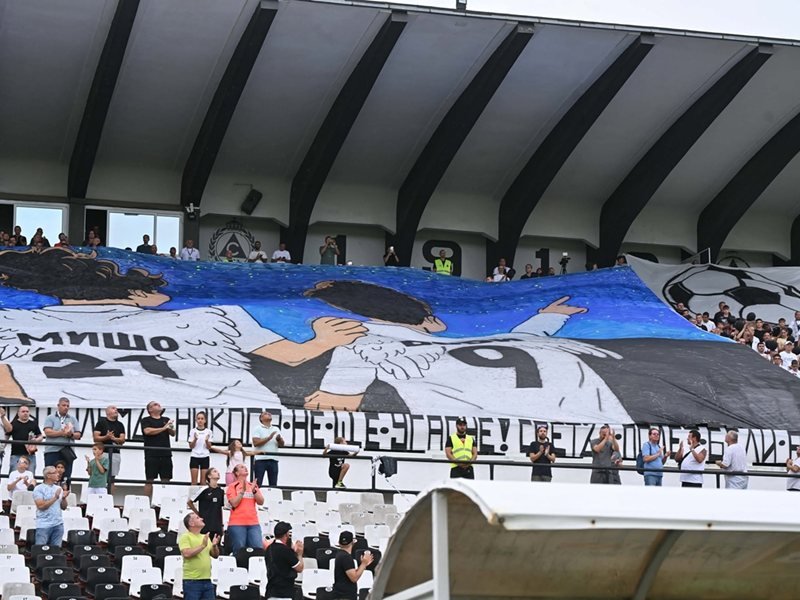 CSKA'da Dejavu: Sezon Açılışında Yine Hayal Kırıklığı, Taraftarlar 'İstifa' Diyor