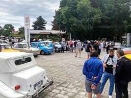 Senokos'taki Retro Araç Sergisi 120'den Fazla Aracı Bir Araya Getirdi