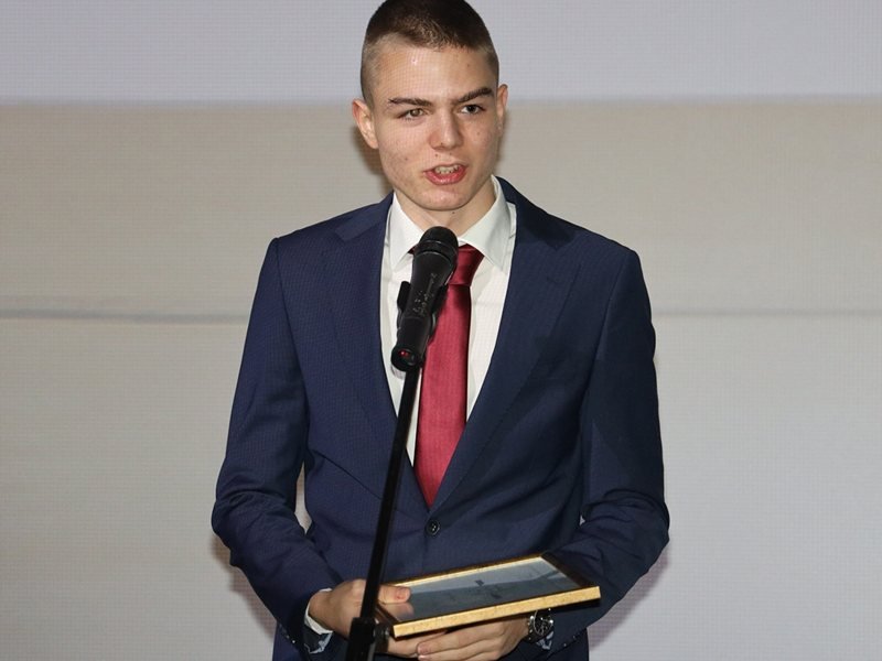 Özbekistan'daki Uluslararası Kimya Olimpiyatı'nda Öğrencilerimize Dört Madalya