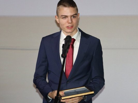 Özbekistan'daki Uluslararası Kimya Olimpiyatı'nda Öğrencilerimize Dört Madalya