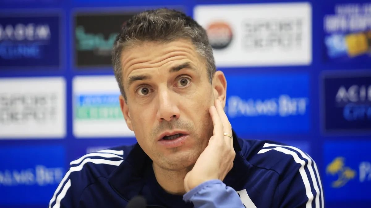 İspanya, Velazquez'i Milli Takım Seviyesine Koydu