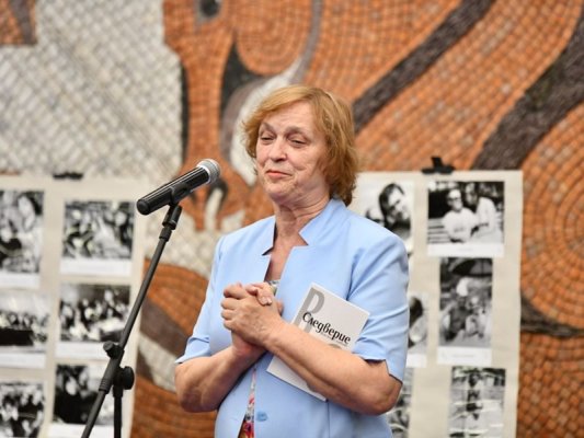 Şair Nadejda Zaharieva Hayatını Kaybetti