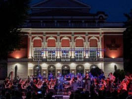 Rusçuk'ta 'Yıldızların Altında Sahne' Yaz Festivali Büyük Başarıyla Tamamlandı