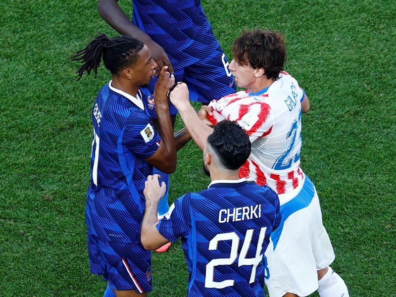 FIFA, Fransız Futbolcuya Verilen Sarı Kartı Gerektiği Gibi Değerlendirdi