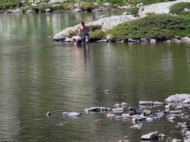Rila Milli Parkı'nda Yüzen İki Yabancı Turiste Ceza