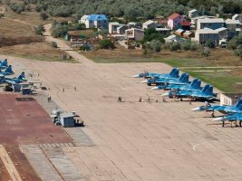 Ukrayna Dronları Kırım'daki Rus Savaş Uçaklarını Vurdu