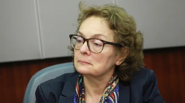 Rumyana Kolarova'dan İçişleri Bakanı Demerciev'e Manipülasyon Suçlaması