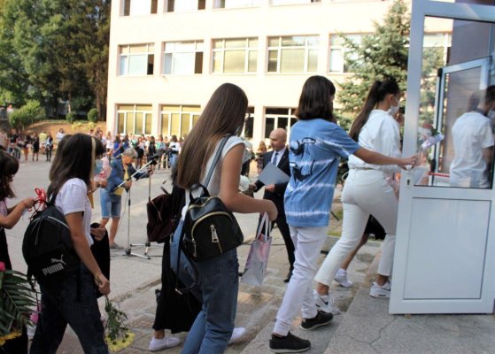 Seçkin Liselerde de Boş Kontenjan Var! Sofya'da 1693 Yer Açık