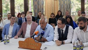 Borisov, PP-DB'nin İstediği Gibi Davranmaya Başladı